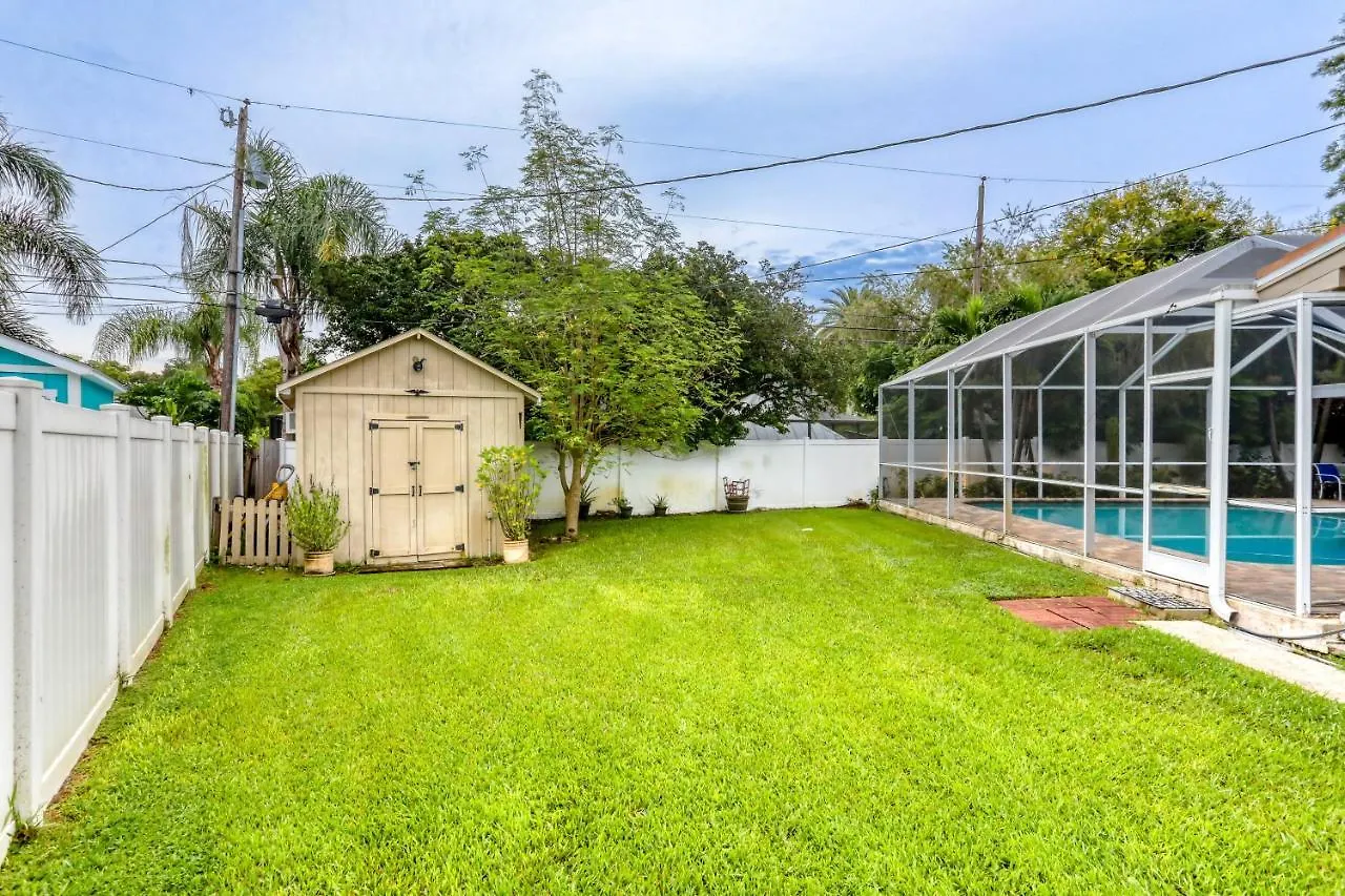 Вилла Sunny Highfield Drive Клируотер